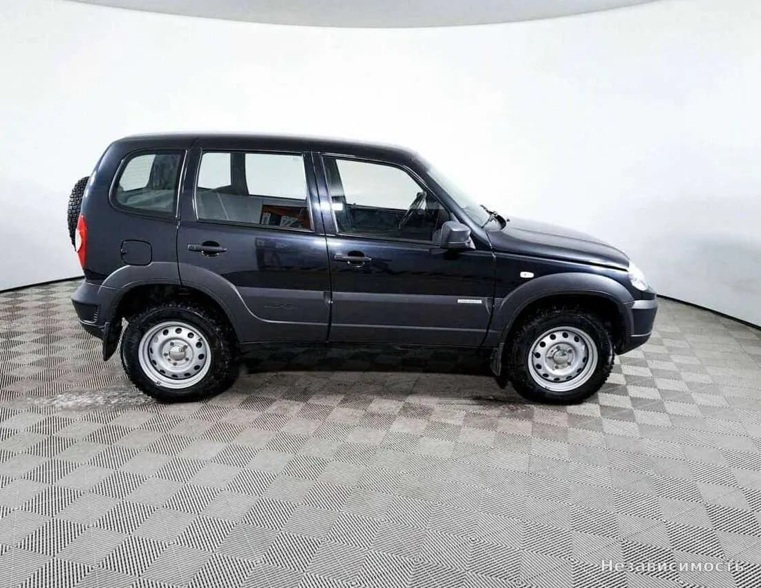 Chevrolet Niva 2018 с пробегом — фото 4