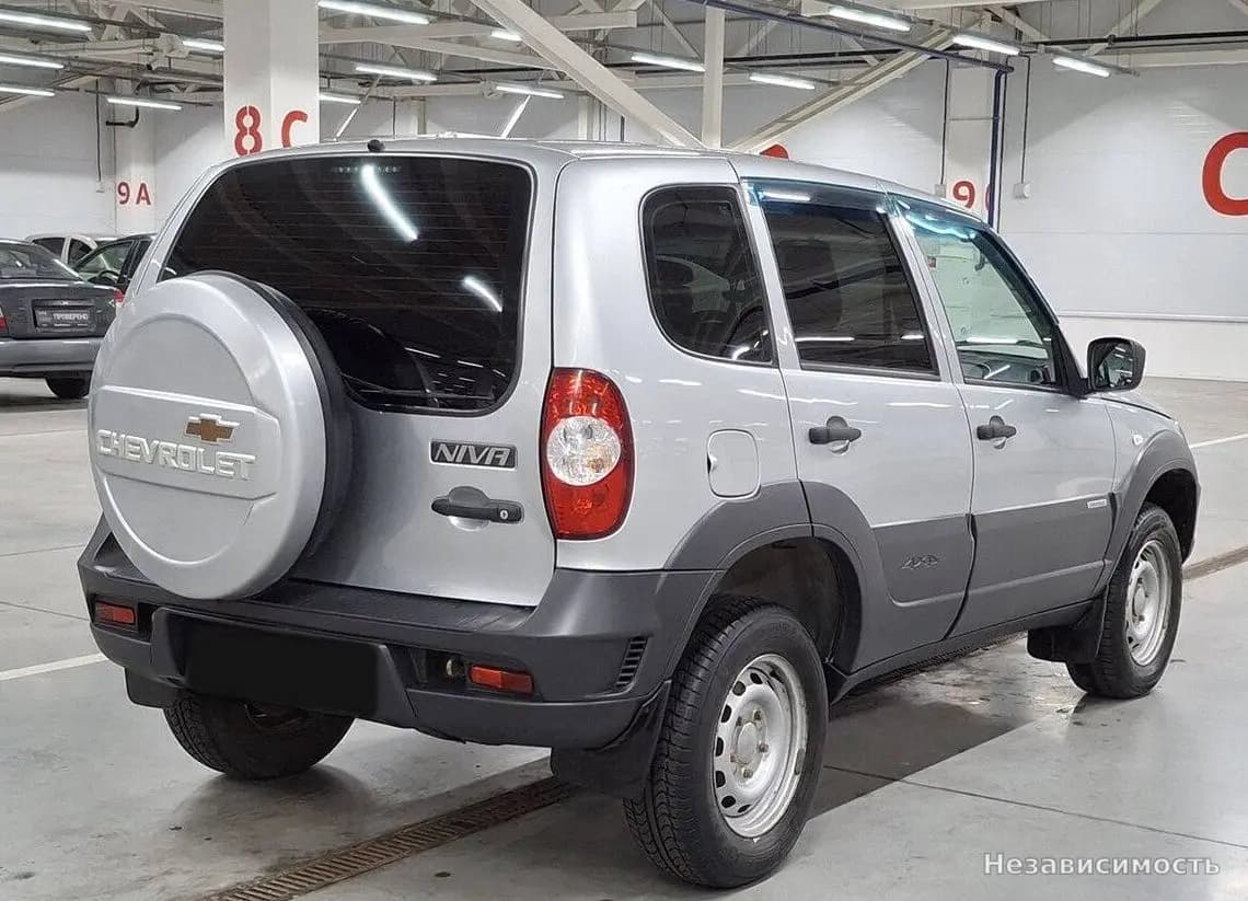 Chevrolet Niva 2018 с пробегом — фото 5