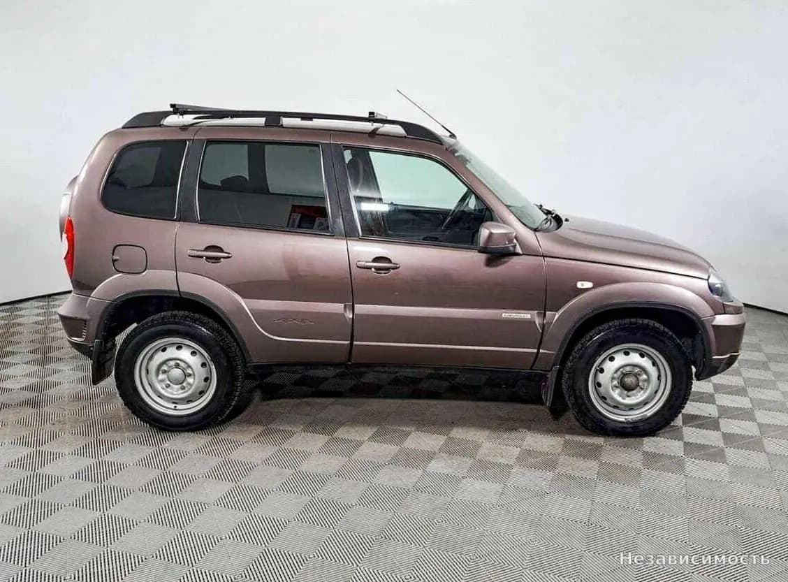 Chevrolet Niva 2017 с пробегом — фото 4