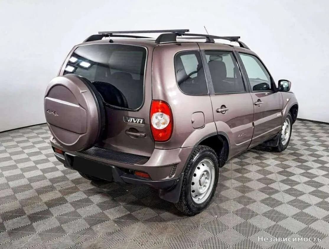 Chevrolet Niva 2017 с пробегом — фото 5