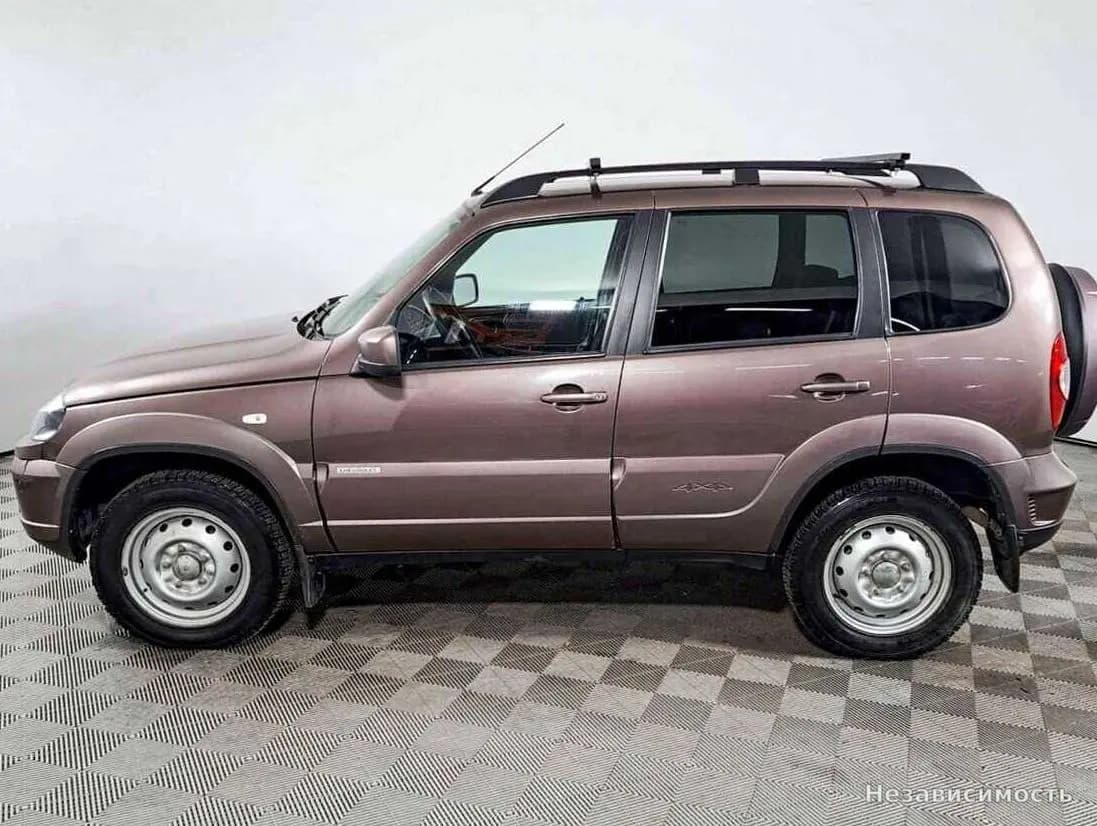 Chevrolet Niva 2017 с пробегом — фото 8