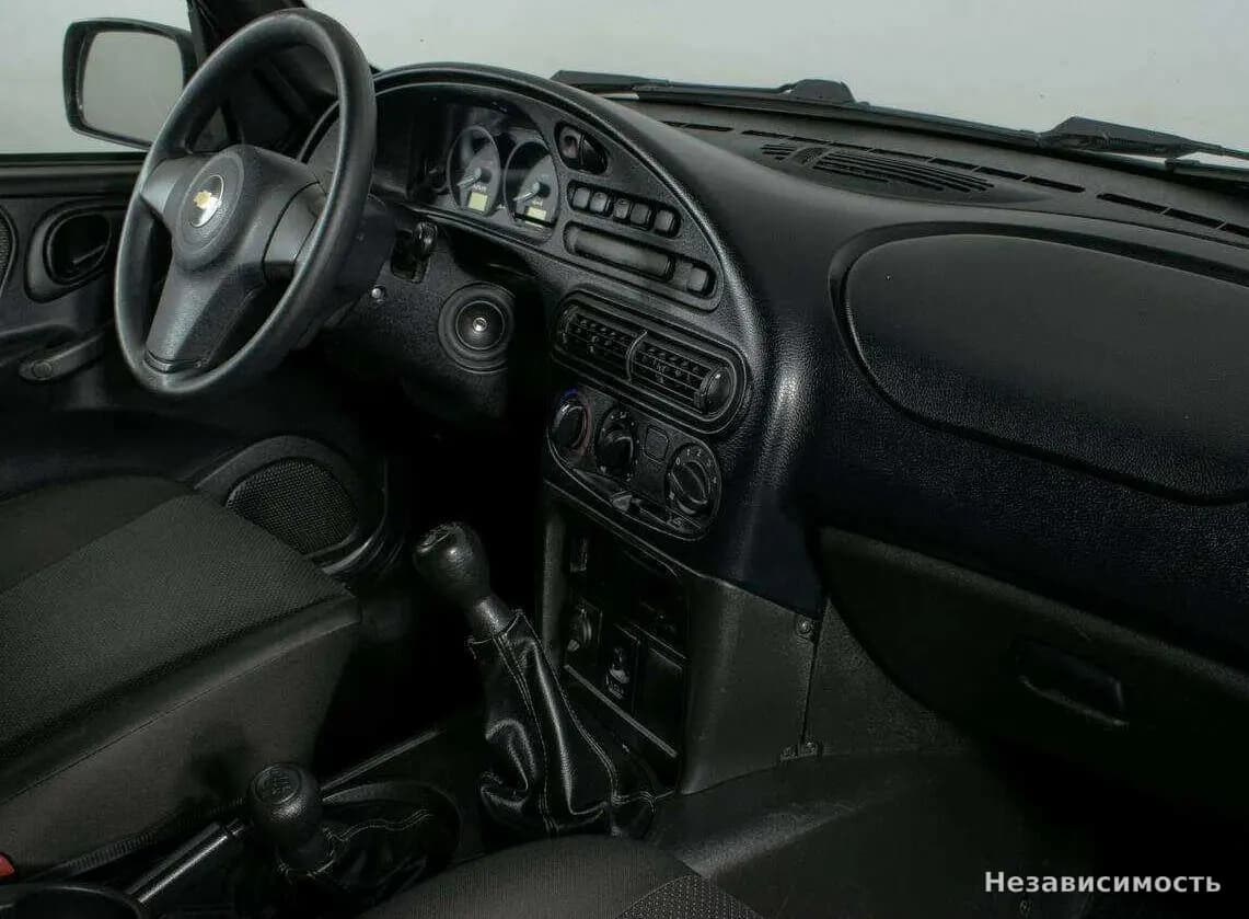 Chevrolet Niva 2018 с пробегом — фото 7