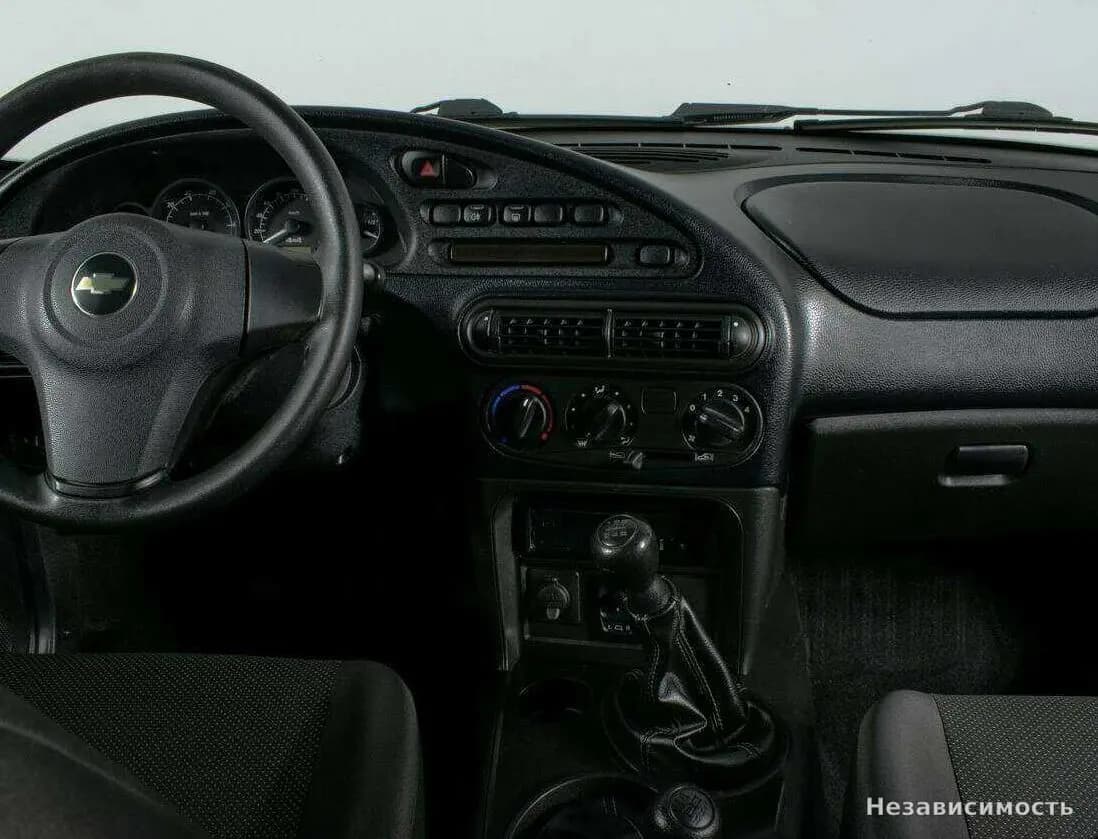 Chevrolet Niva 2018 с пробегом — фото 8