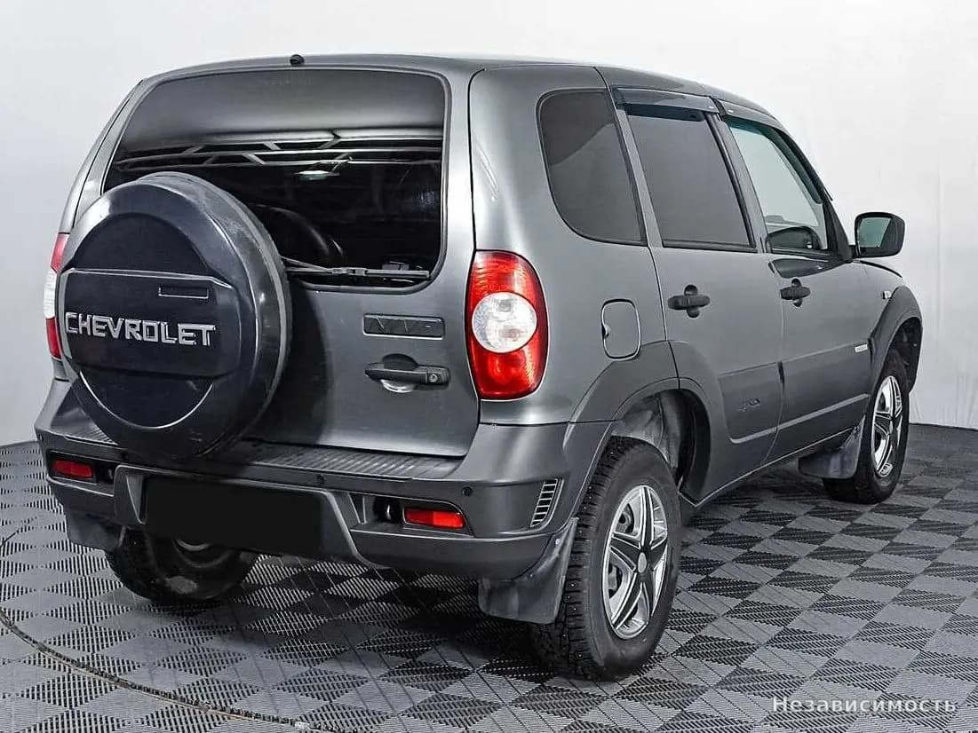Chevrolet Niva 2017 с пробегом — фото 4
