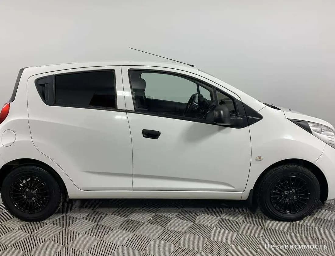 Chevrolet Spark 2013 с пробегом — фото 4