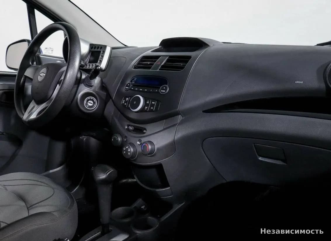 Chevrolet Spark 2014 с пробегом — фото 9