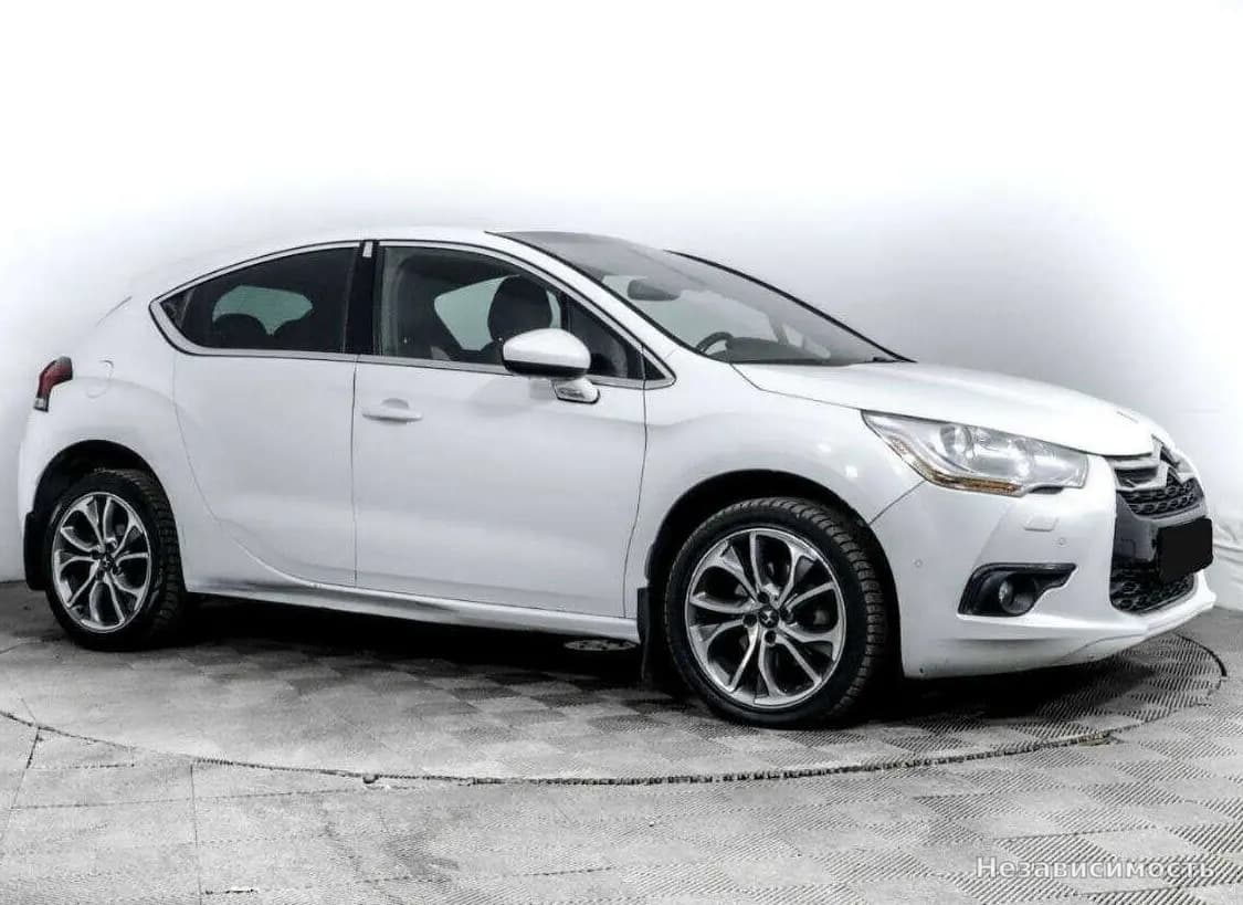 Citroen DS4 2013 с пробегом — фото 3