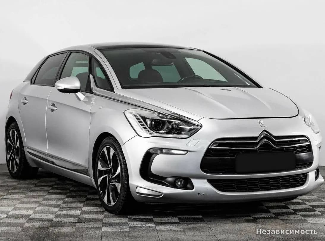 Citroen DS5 2012 с пробегом — фото 3