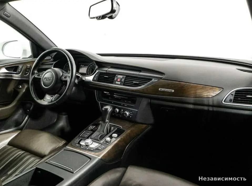 Audi A6 allroad 2015 с пробегом — фото 9