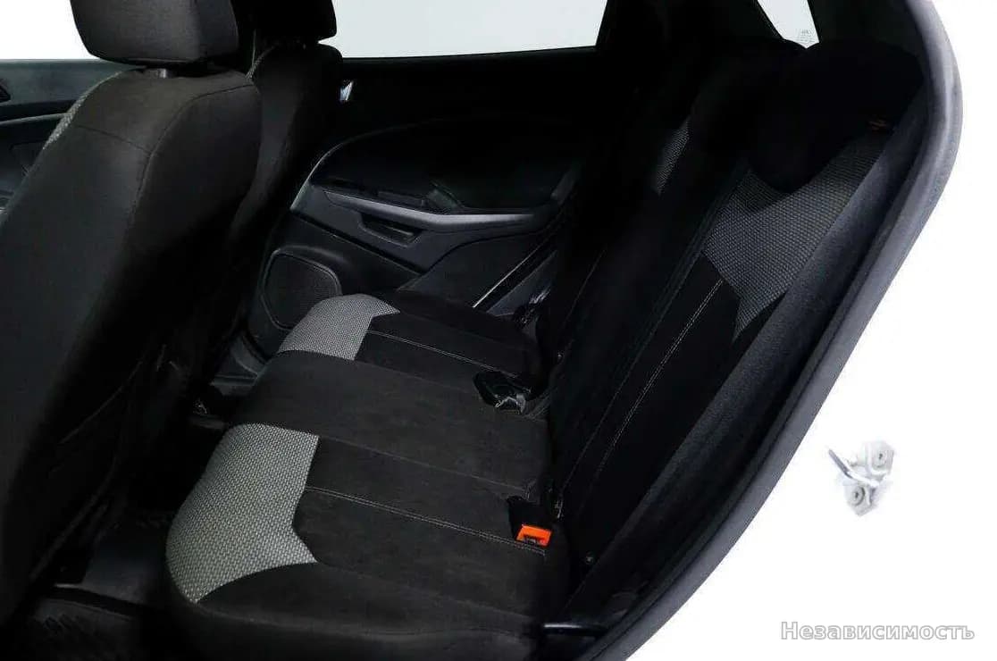 Ford EcoSport 2015 с пробегом — фото 10