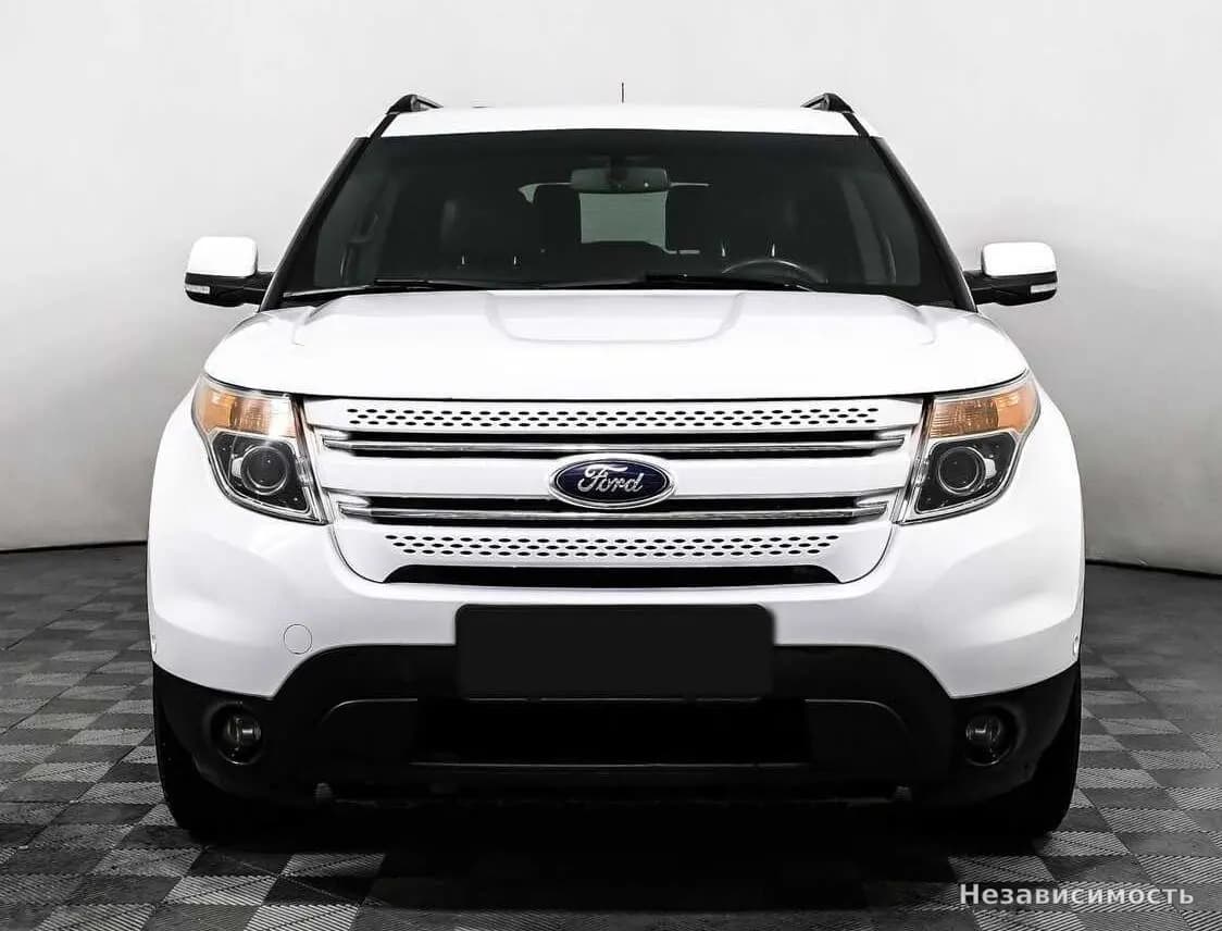 Ford Explorer 2014 с пробегом — фото 2