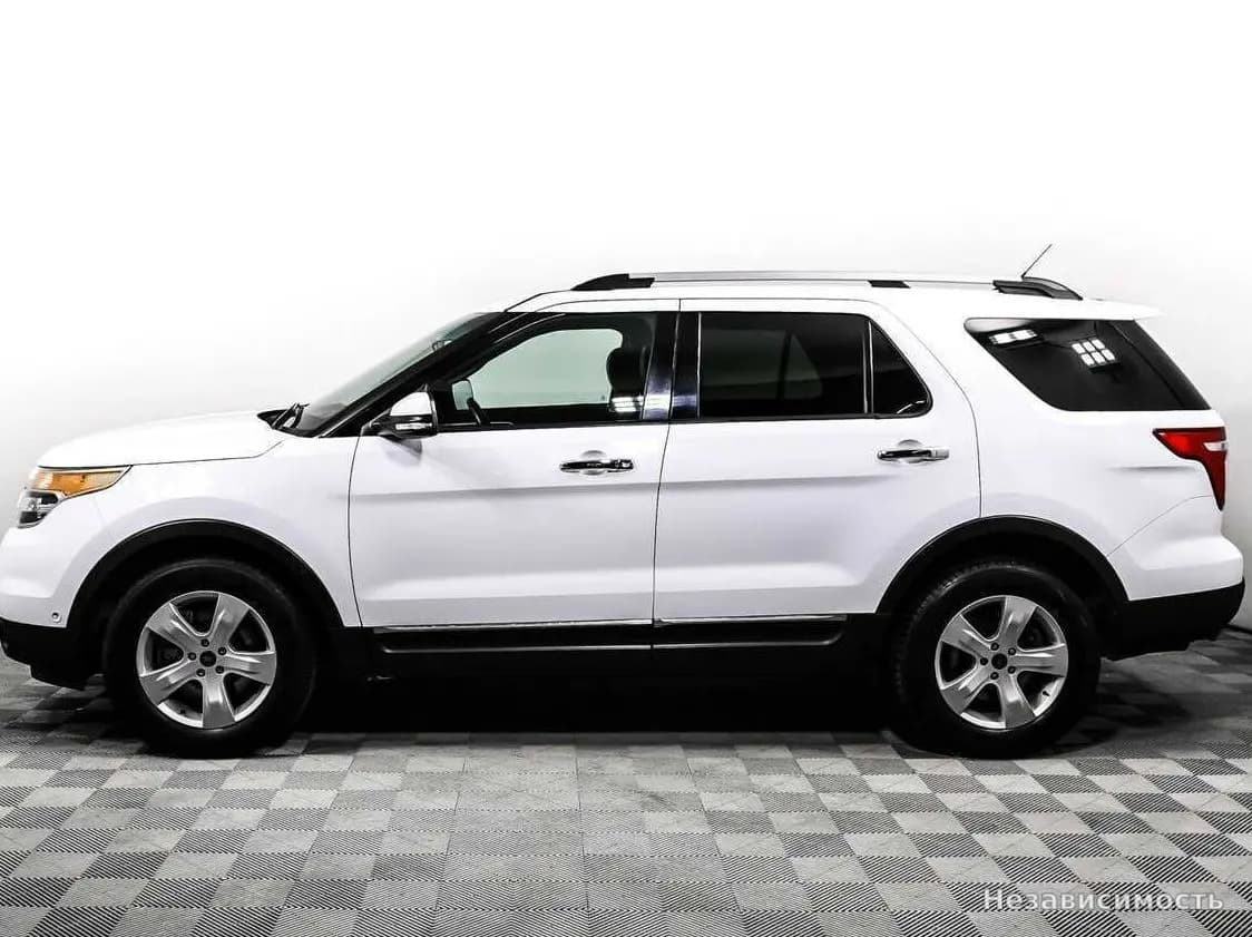 Ford Explorer 2014 с пробегом — фото 8