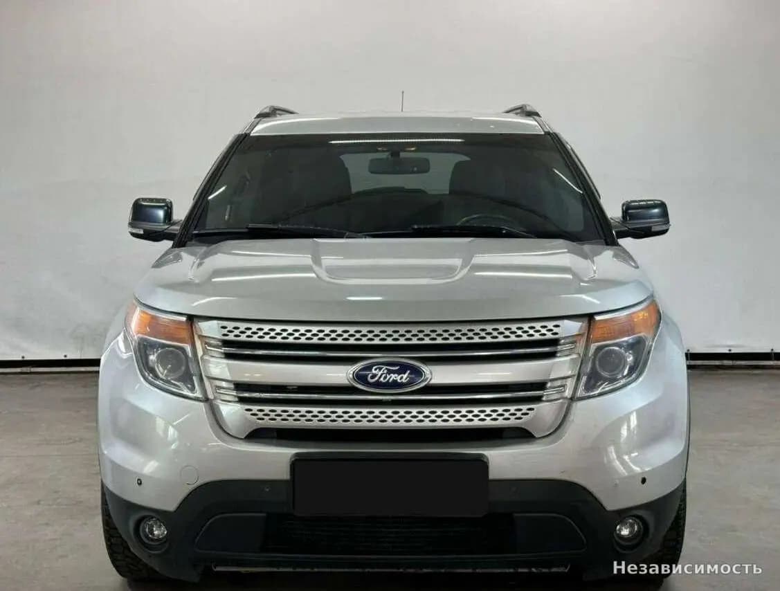 Ford Explorer 2013 с пробегом — фото 2
