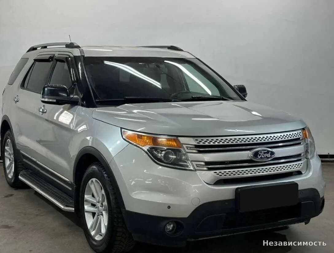 Ford Explorer 2013 с пробегом — фото 3