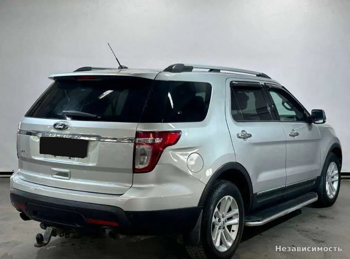 Ford Explorer 2013 с пробегом — фото 5