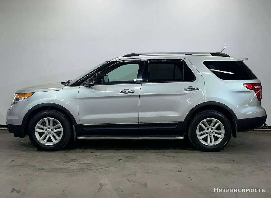 Ford Explorer 2013 с пробегом — фото 8