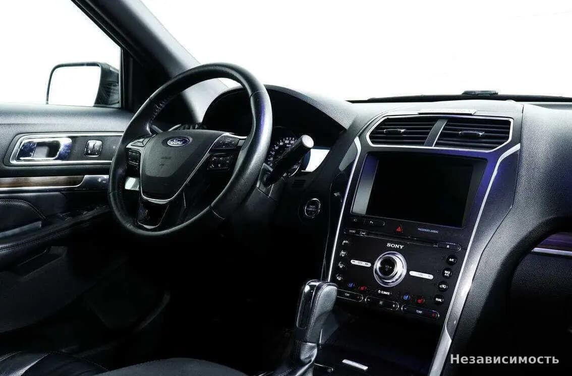 Ford Explorer 2015 с пробегом — фото 9