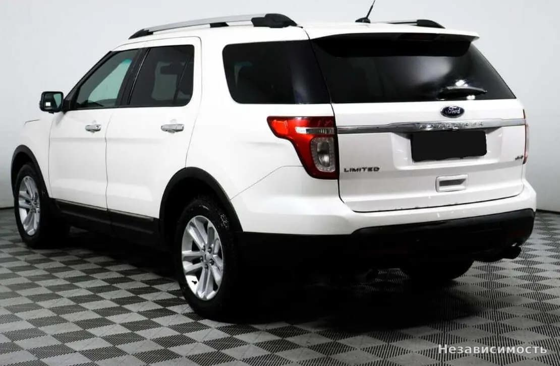Ford Explorer 2012 с пробегом — фото 7