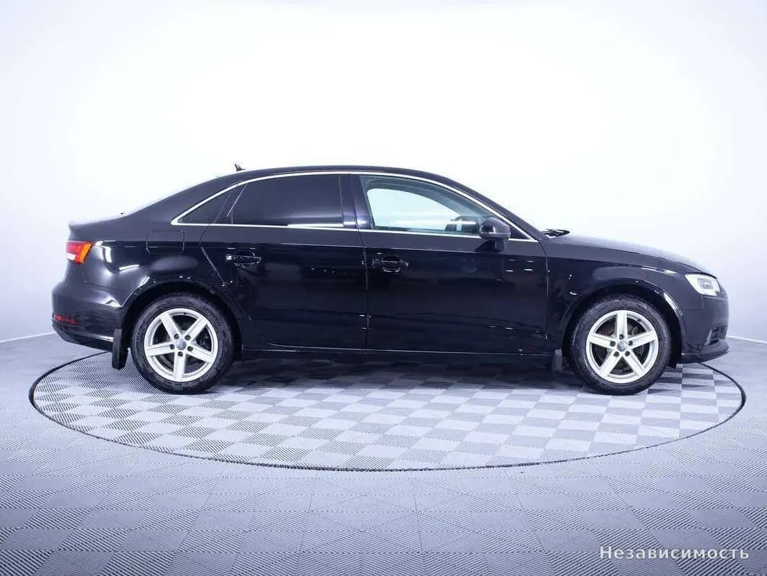 Audi A3 2020 с пробегом — фото 4