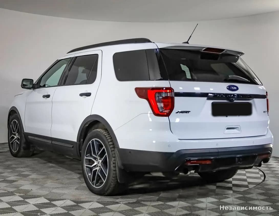 Ford Explorer 2015 с пробегом — фото 6