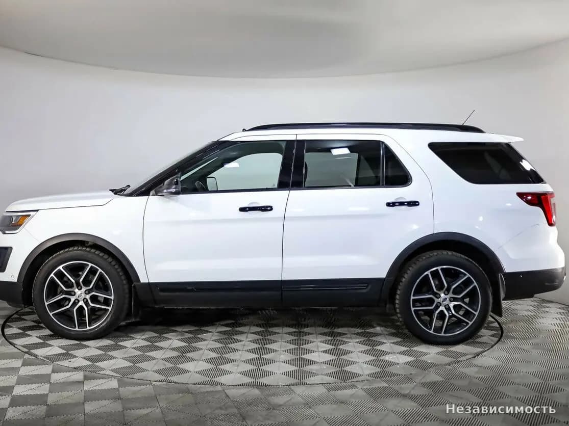 Ford Explorer 2015 с пробегом — фото 8