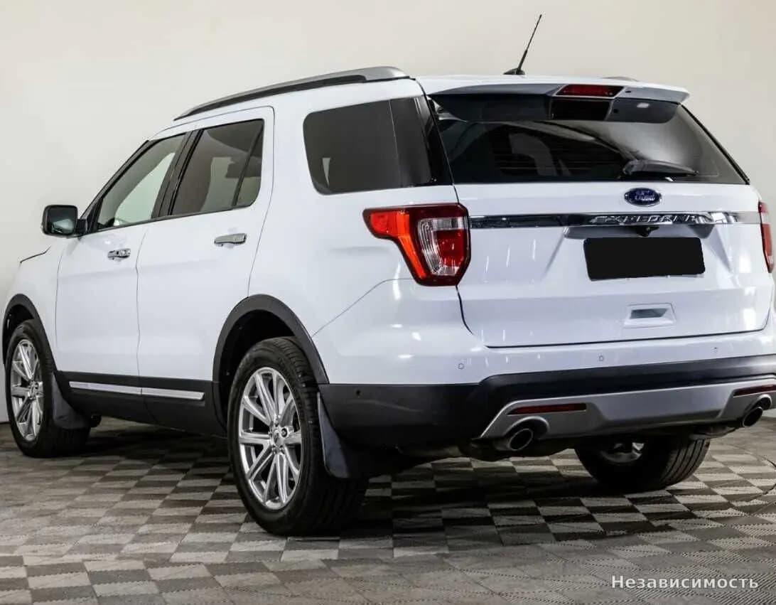 Ford Explorer 2016 с пробегом — фото 6
