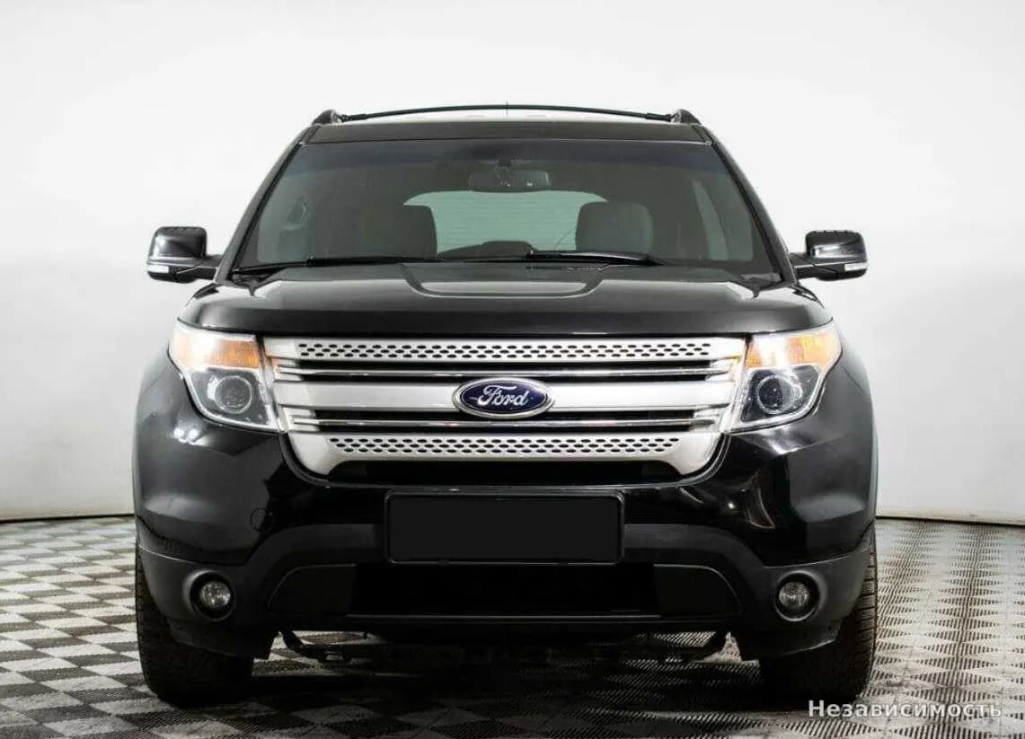 Ford Explorer 2014 с пробегом — фото 2