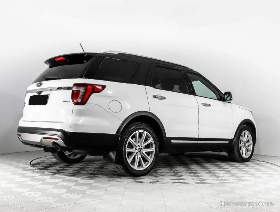 Ford Explorer 2017 с пробегом — фото 5