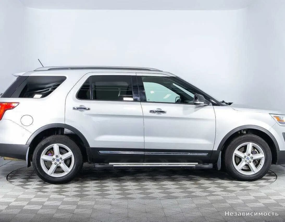 Ford Explorer 2017 с пробегом — фото 4