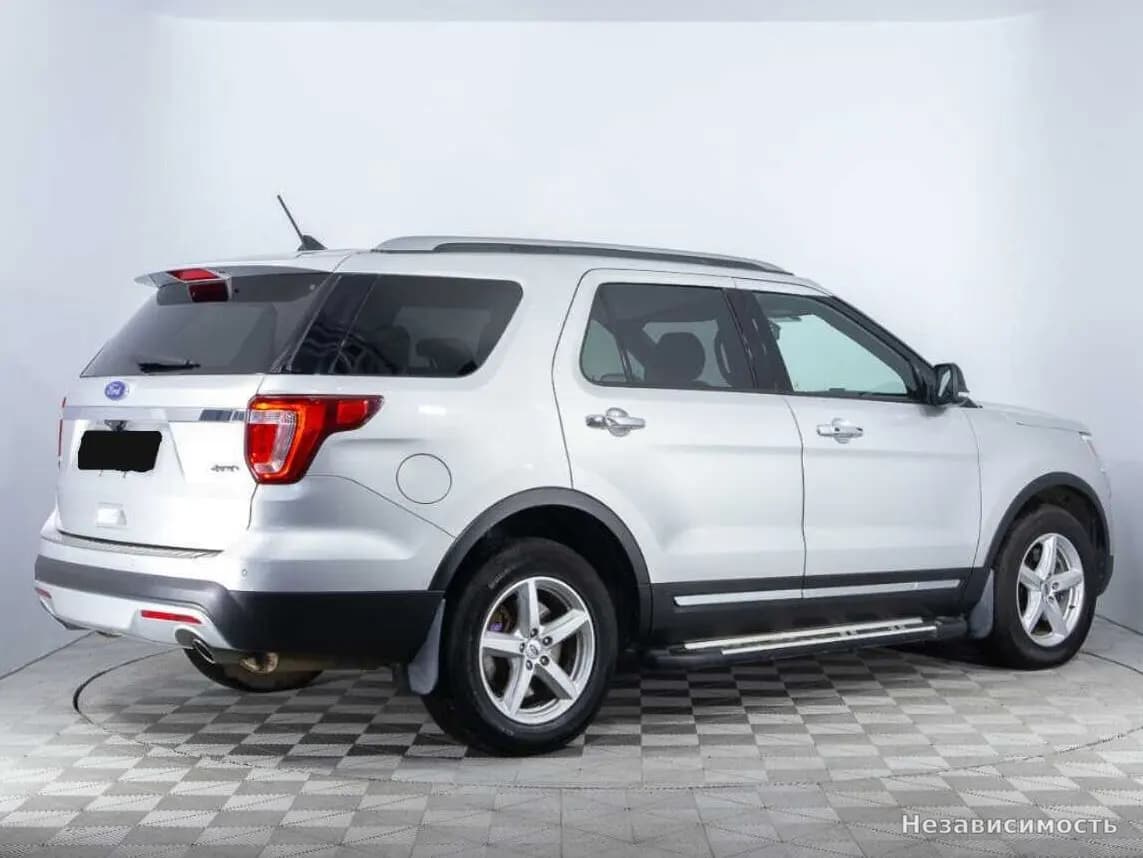 Ford Explorer 2017 с пробегом — фото 5