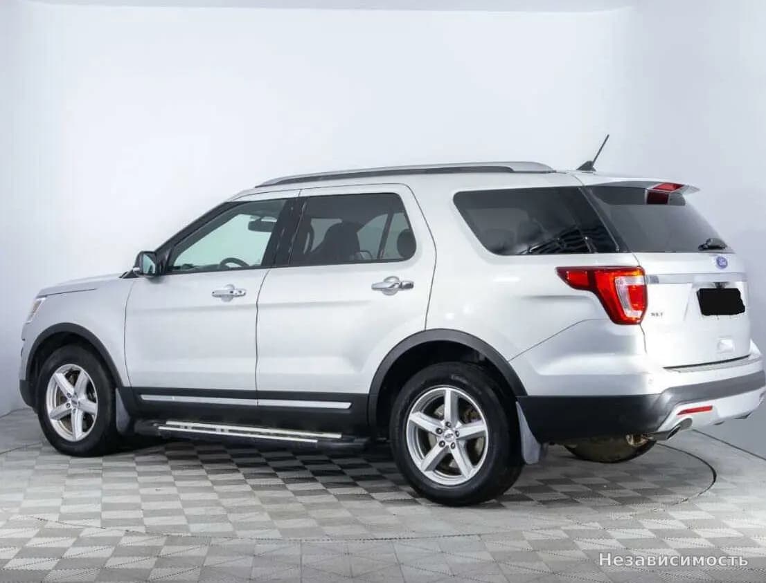Ford Explorer 2017 с пробегом — фото 7