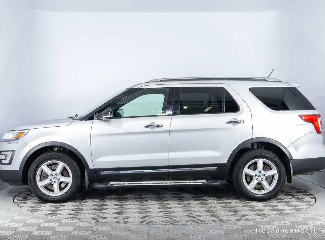 Ford Explorer 2017 с пробегом — фото 8