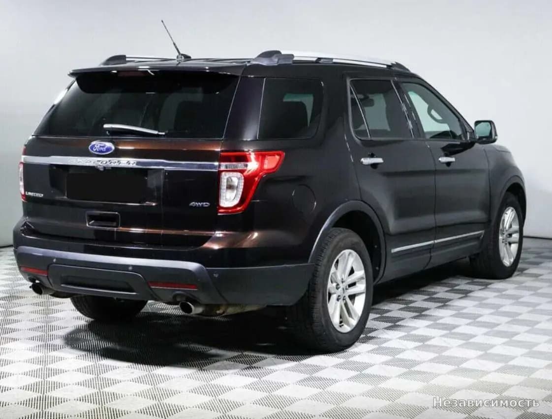 Ford Explorer 2012 с пробегом — фото 5