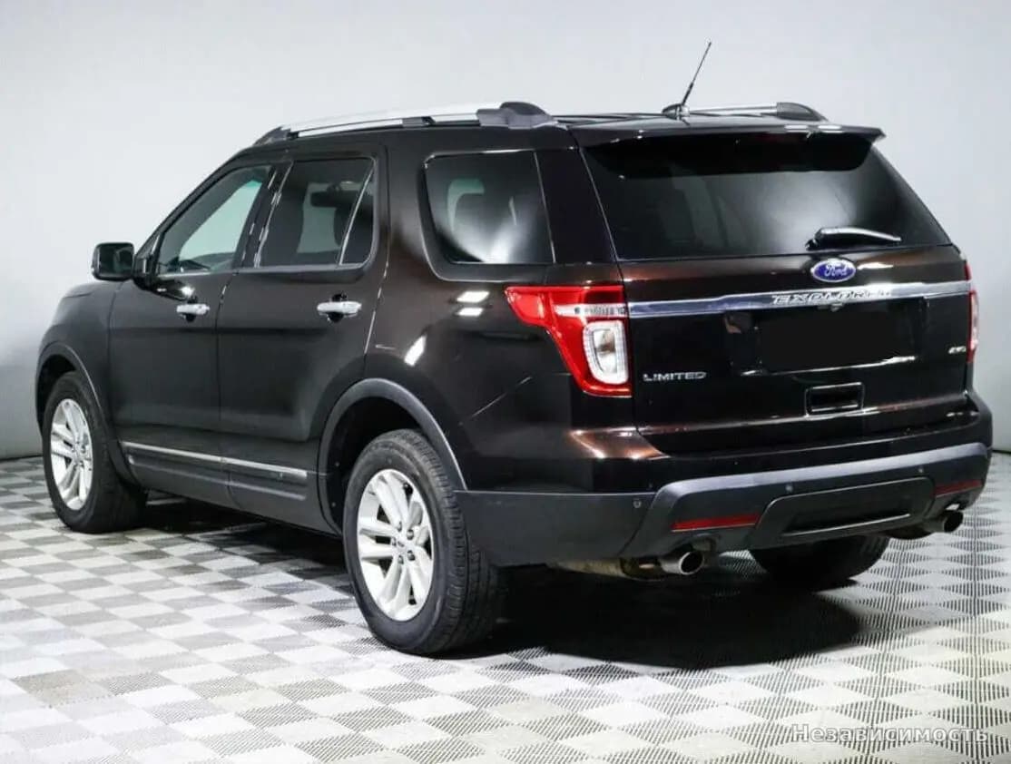 Ford Explorer 2012 с пробегом — фото 7