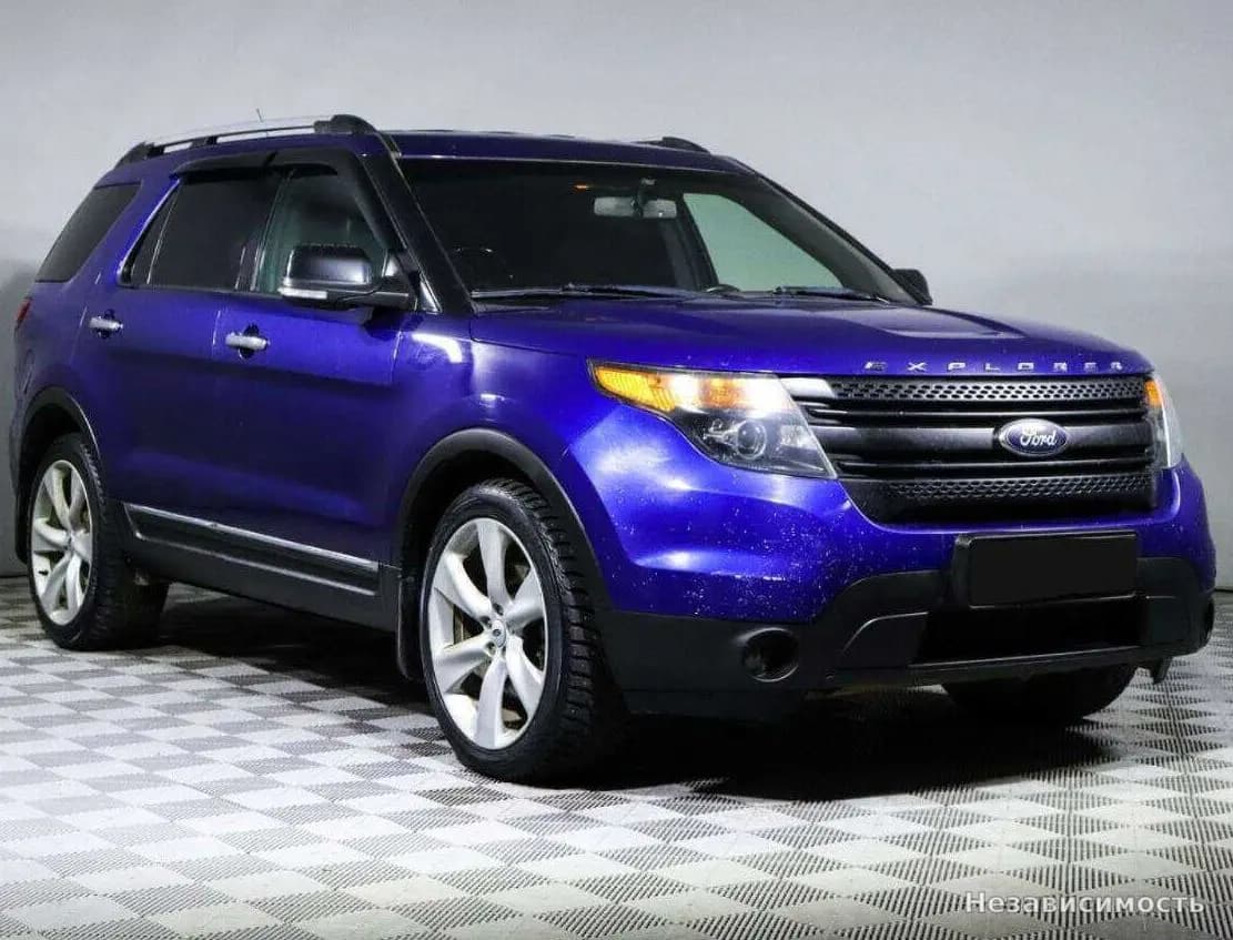 Ford Explorer 2014 с пробегом — фото 3
