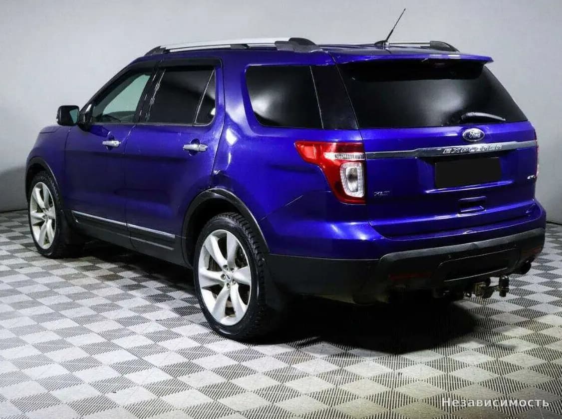 Ford Explorer 2014 с пробегом — фото 6
