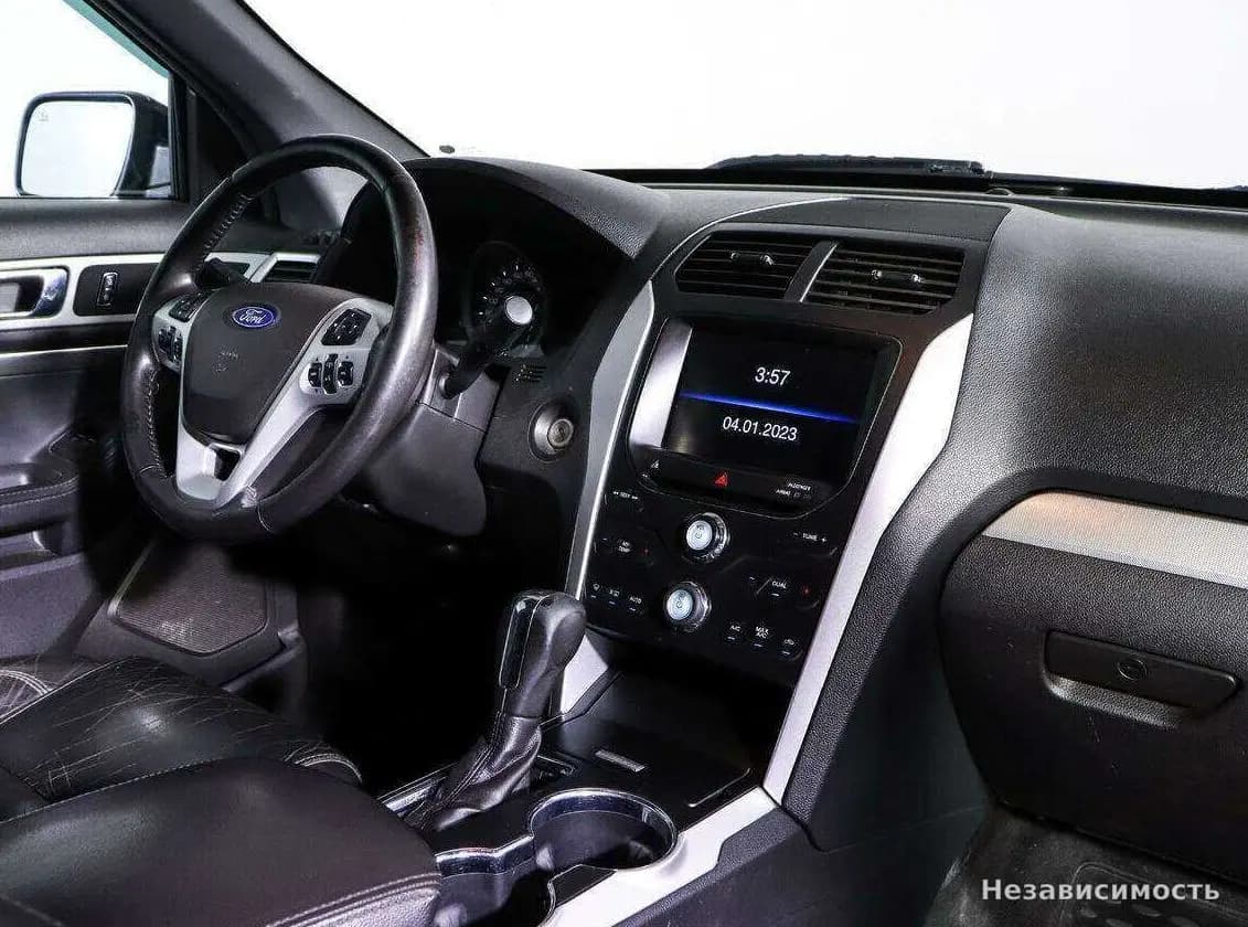 Ford Explorer 2014 с пробегом — фото 7