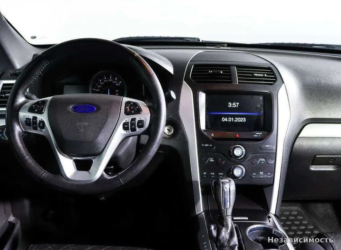 Ford Explorer 2014 с пробегом — фото 10