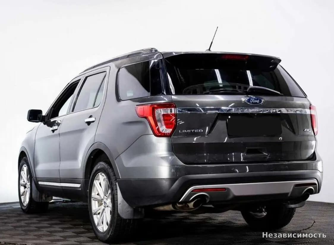 Ford Explorer 2016 с пробегом — фото 4