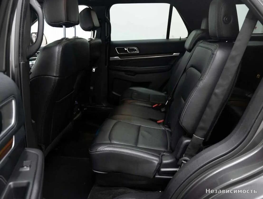 Ford Explorer 2016 с пробегом — фото 9