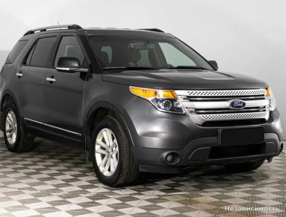 Ford Explorer 2015 с пробегом — фото 3