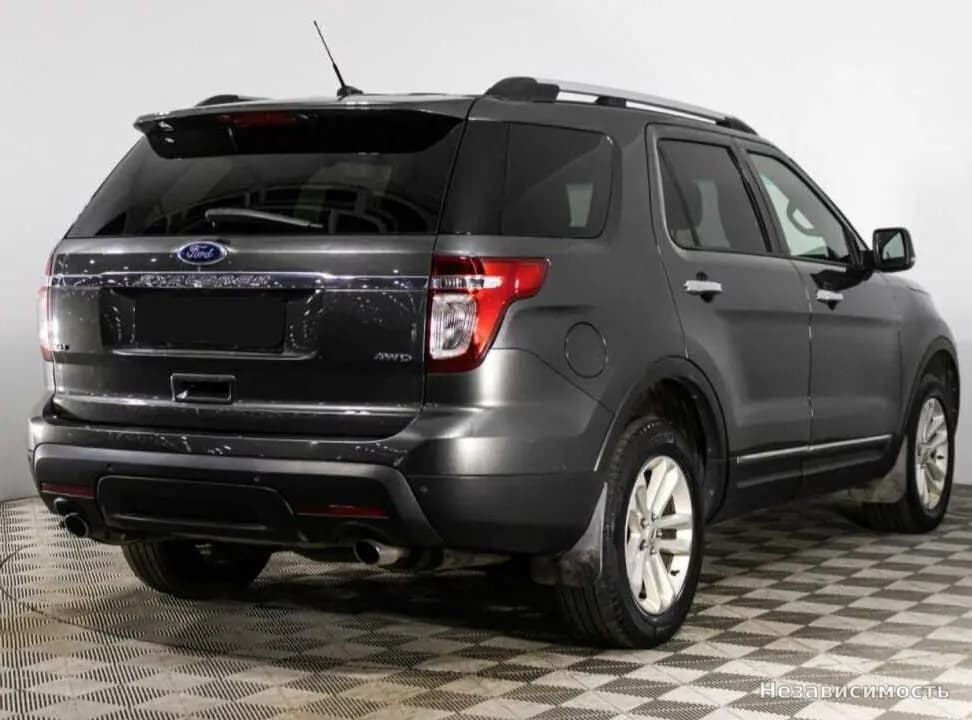 Ford Explorer 2015 с пробегом — фото 5