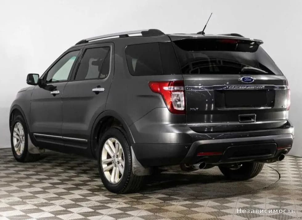 Ford Explorer 2015 с пробегом — фото 7