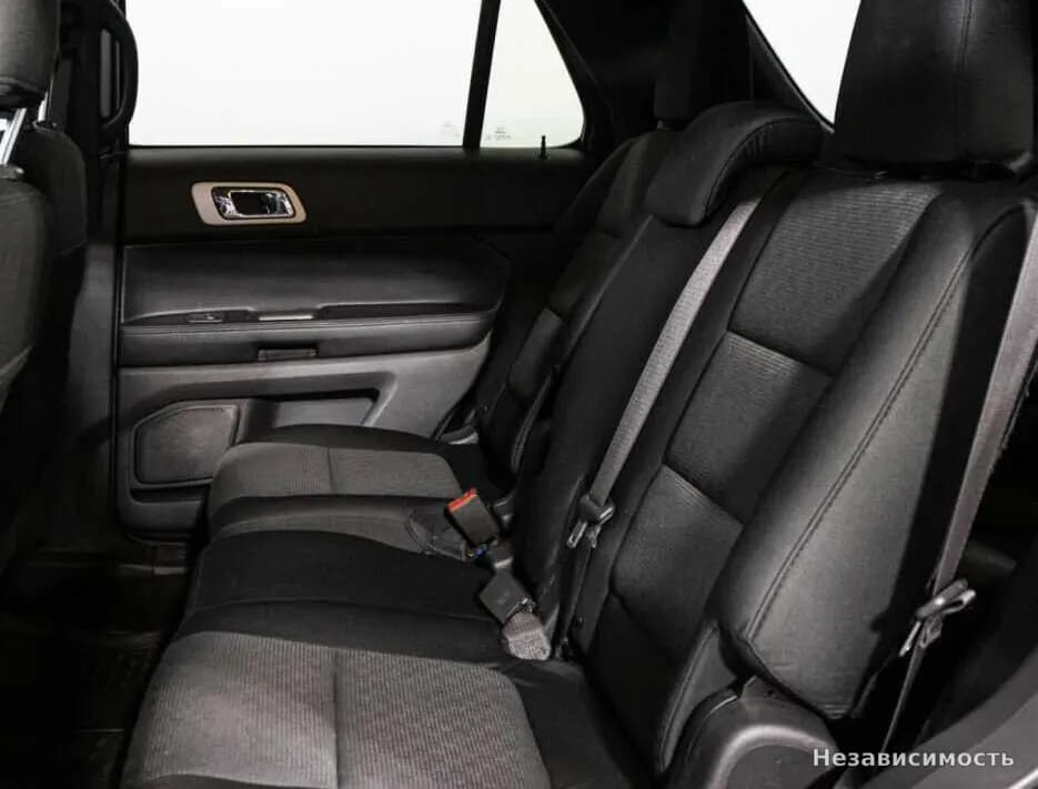 Ford Explorer 2015 с пробегом — фото 10