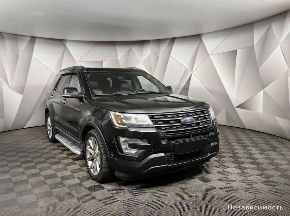 Ford Explorer 2017 с пробегом — фото 3