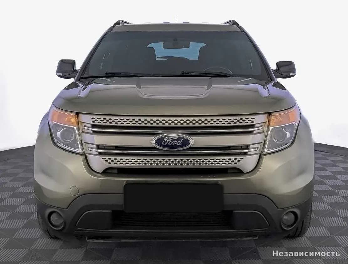 Ford Explorer 2014 с пробегом — фото 2