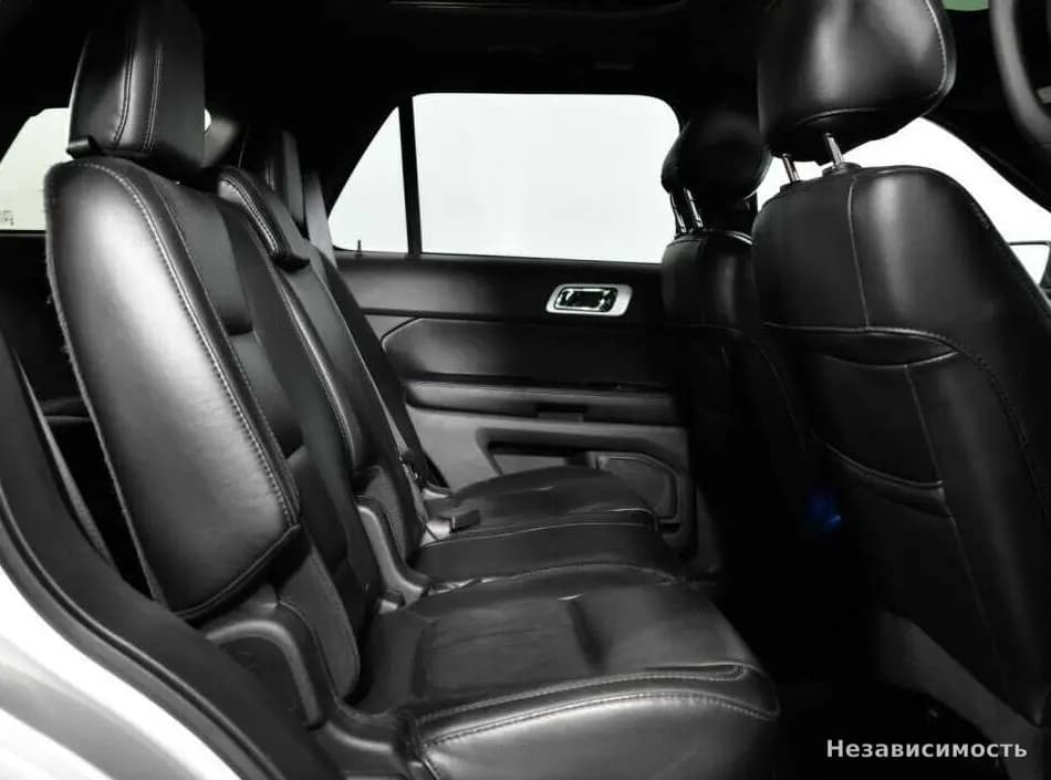 Ford Explorer 2014 с пробегом — фото 10