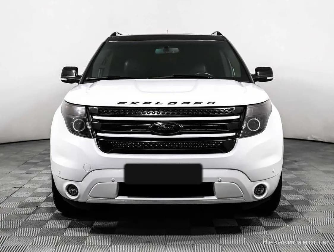 Ford Explorer 2013 с пробегом — фото 2