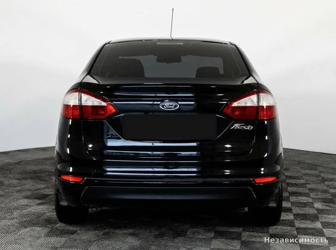 Ford Fiesta 2015 с пробегом — фото 5