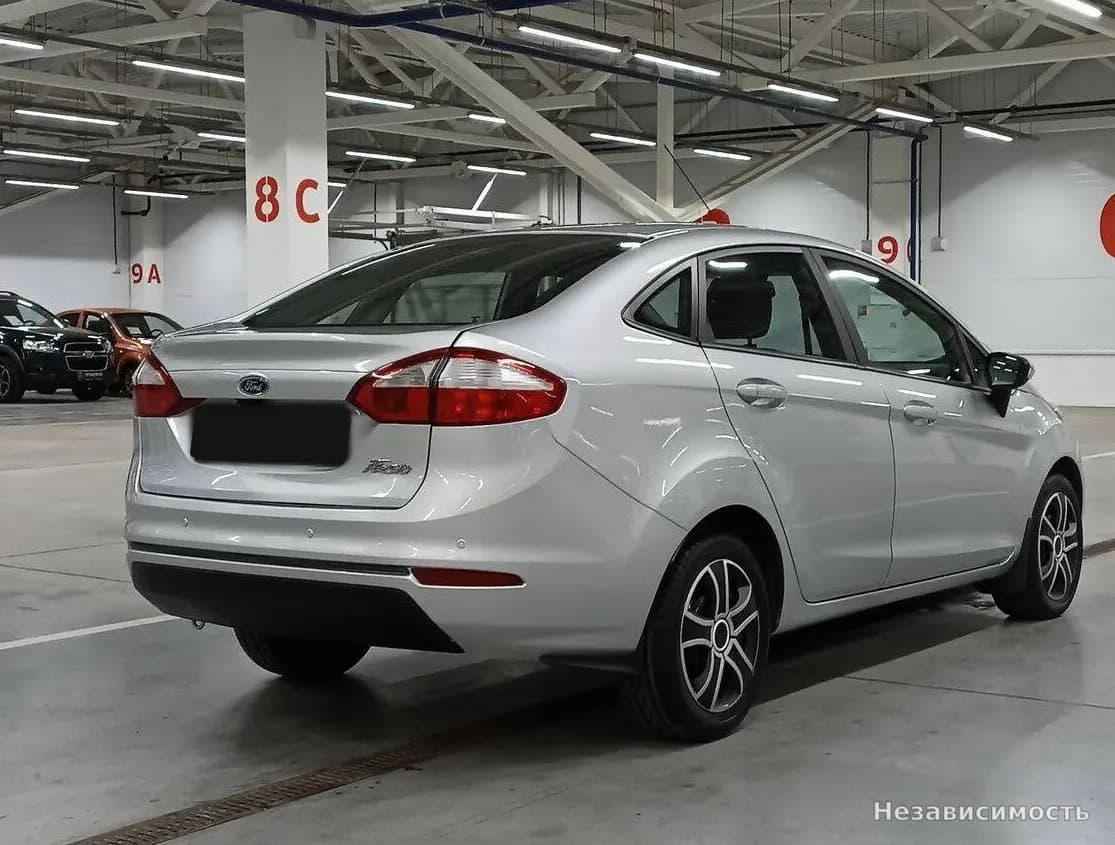 Ford Fiesta 2015 с пробегом — фото 5